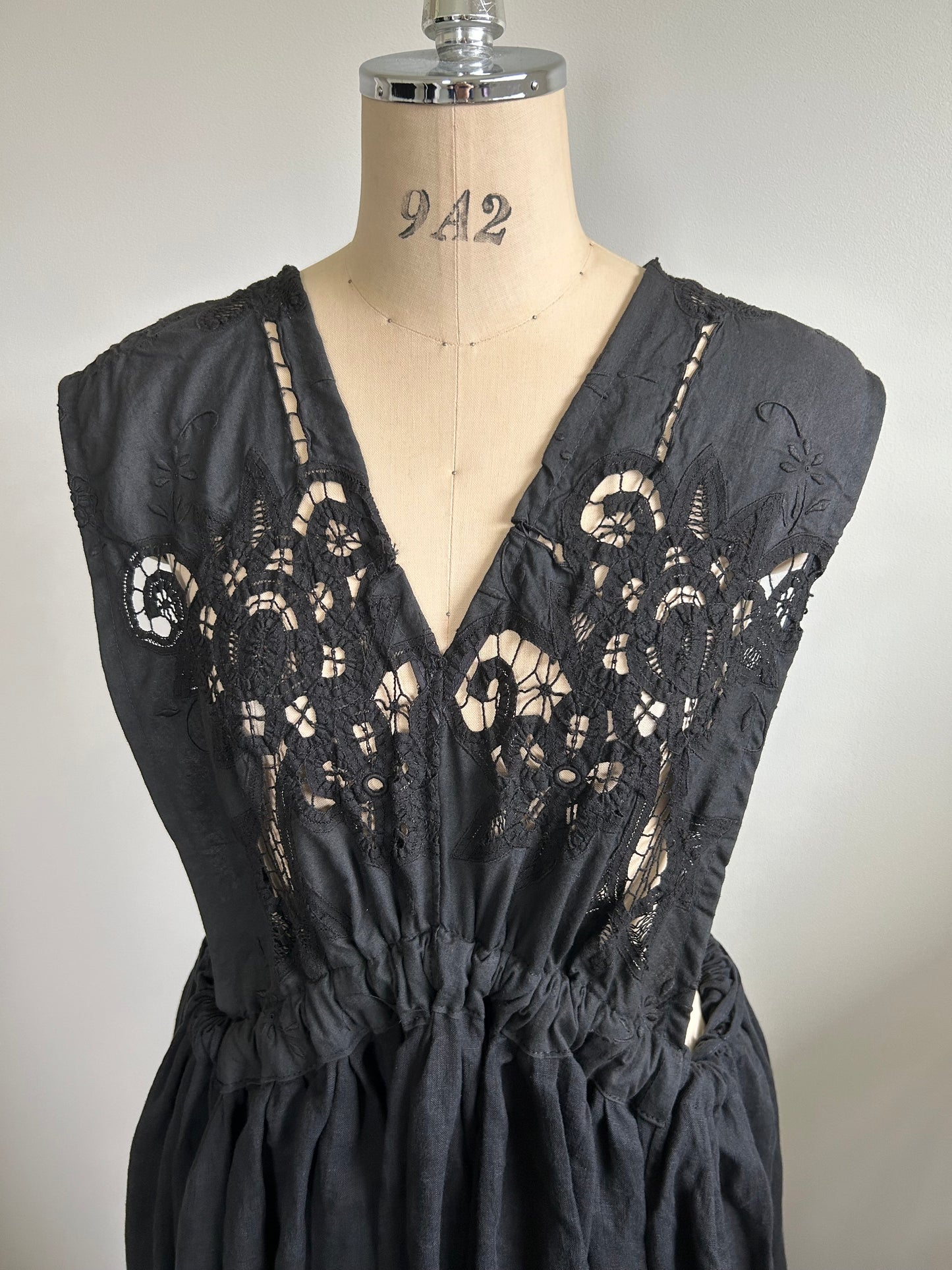 No.７｜黒のジャンパーワンピース
