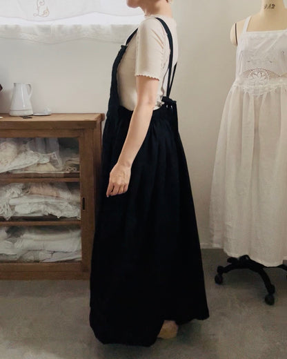 『a』｜黒のストラップワンピース