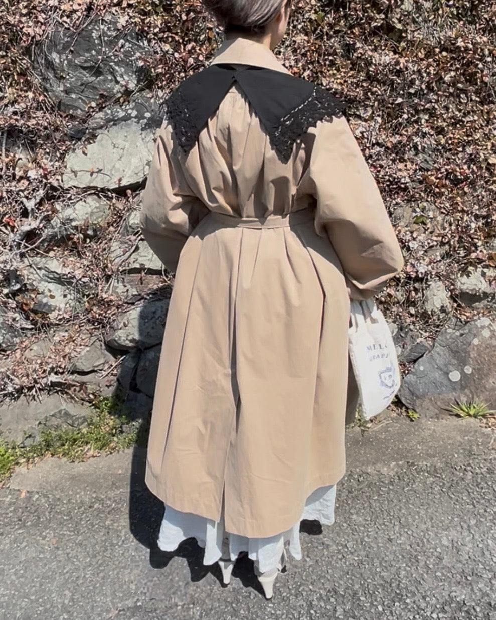 黒のつけ襟『Fleur douce（フルール・ドゥース）』
