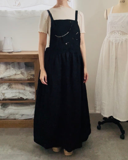 『a』｜黒のストラップワンピース