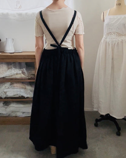 『a』｜黒のストラップワンピース