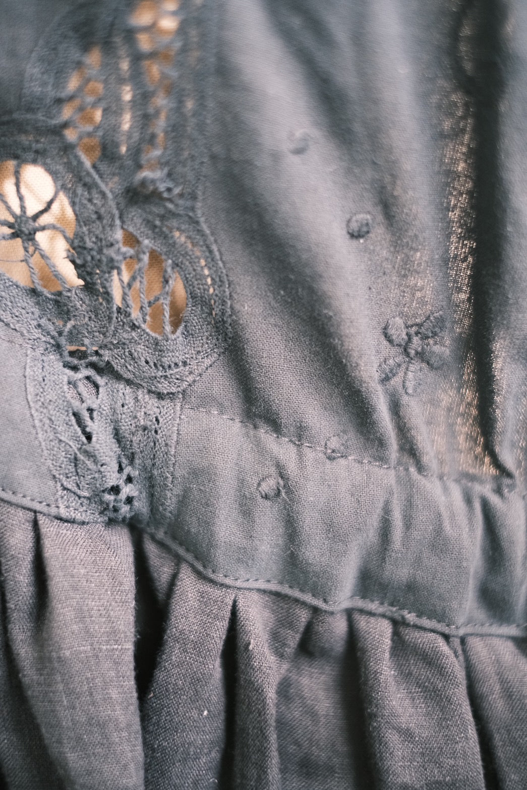 No.8｜noir｜ヴィンテージクロスリメイクワンピース【黒】